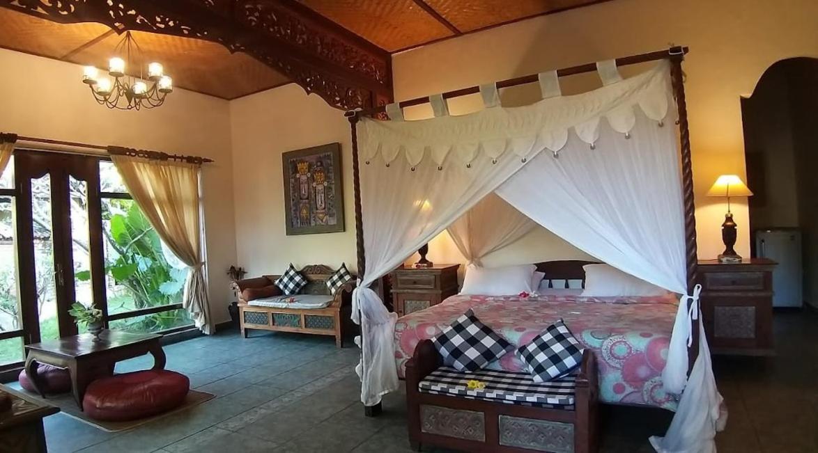 Rambutan Hotel Lovina Esterno foto