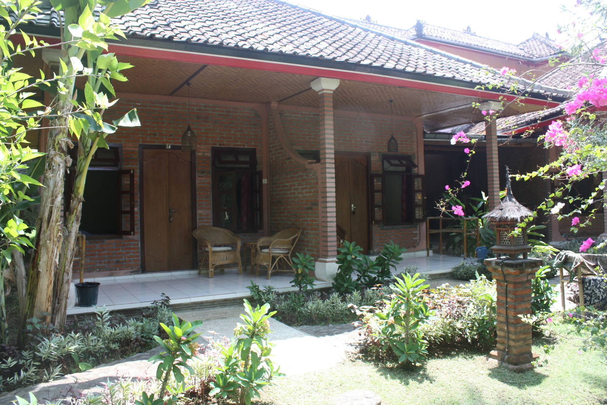 Rambutan Hotel Lovina Esterno foto